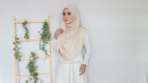 Malika satin instant shawl Cream