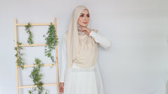 Malika satin instant shawl Cream