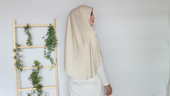 Malika satin instant shawl Cream