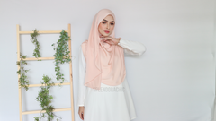 Malika satin instant shawl LightApricot