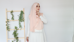 Malika satin instant shawl LightApricot