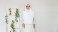 Malika satin instant shawl PearlWhite