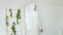 Malika satin instant shawl PearlWhite