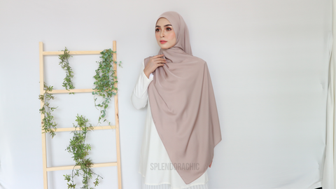 Malika satin long shawl Khakigrey