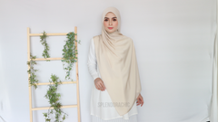 Malika satin long shawl Cream