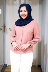 Nayla button top