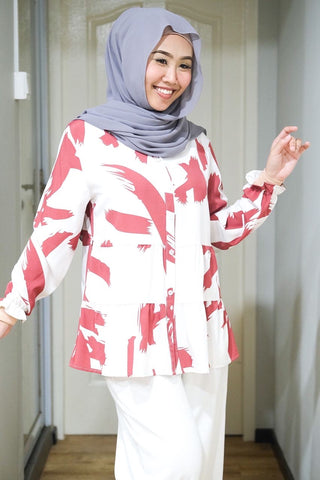 Naomi printed tiered top Whitered