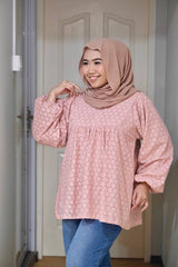 Scarlett eyelet puff balloon sleeve top #2