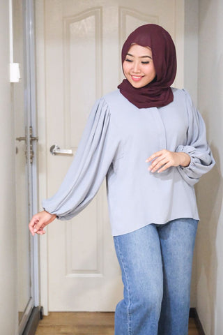 Rayla balloon sleeve button top