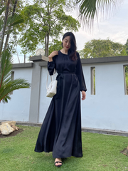 Inayah dress Black