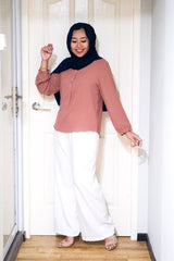 Nayla button top