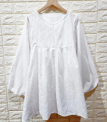 Lila eyelet puff balloon sleeve top White