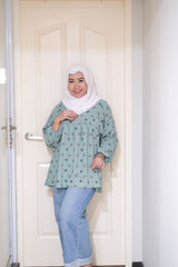 Nura puff balloon sleeve top