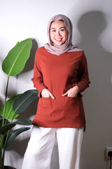 Elie ironless pocket top