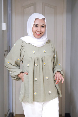 Erna puff balloon sleeve top #3