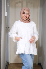 Lila eyelet puff balloon sleeve top White