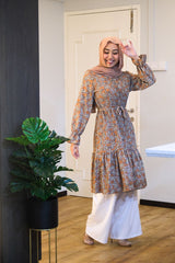 Paisley pleated ruffle tunic